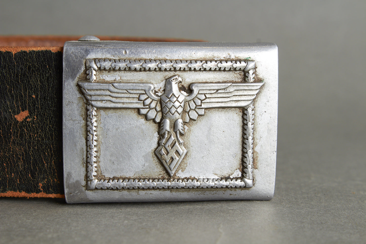 NS-Studentenbund Belt Buckle "Koppelschloss". Maker marked RZM M4/38. Rare. Original.