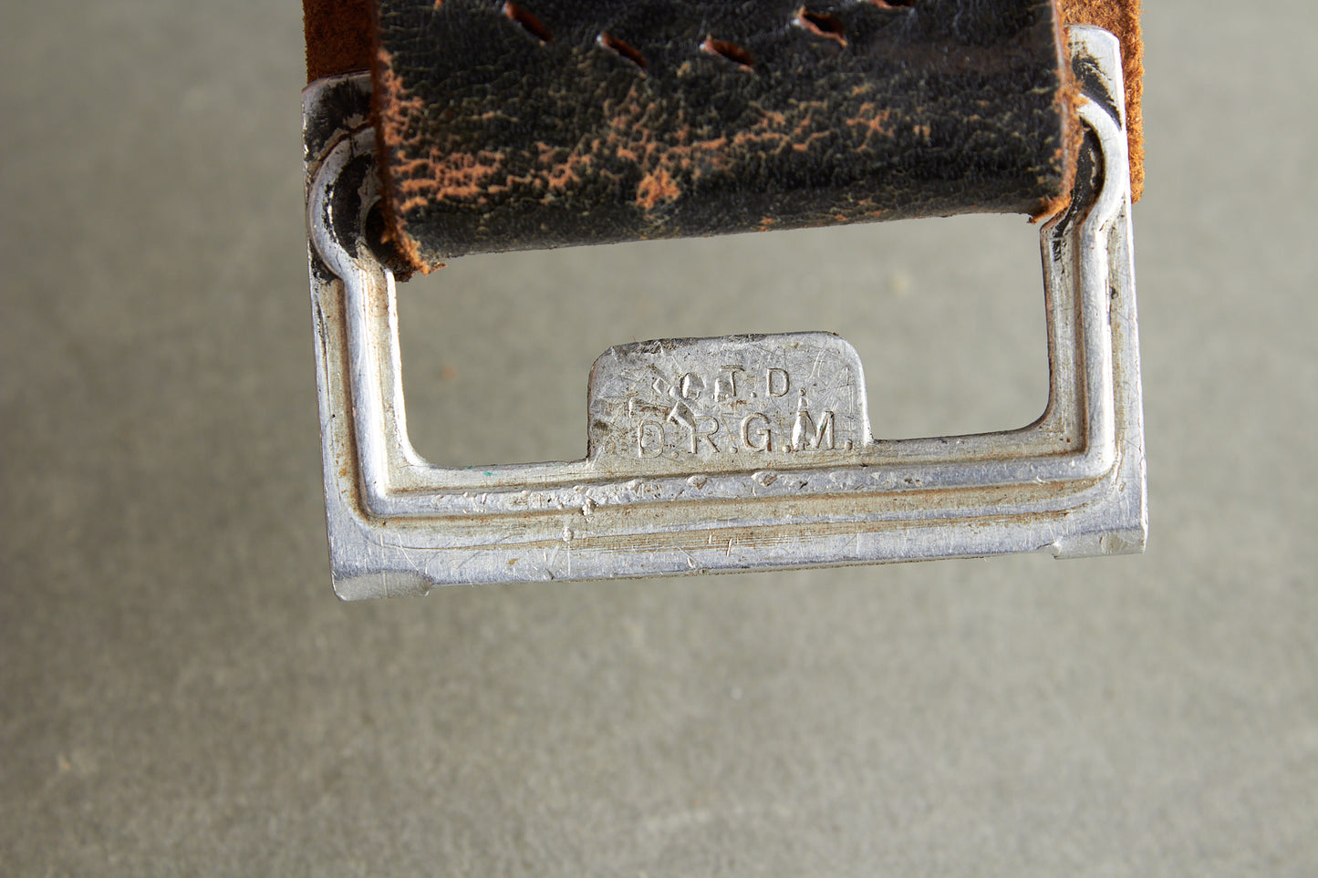 NS-Studentenbund Belt Buckle "Koppelschloss". Maker marked RZM M4/38. Rare. Original.