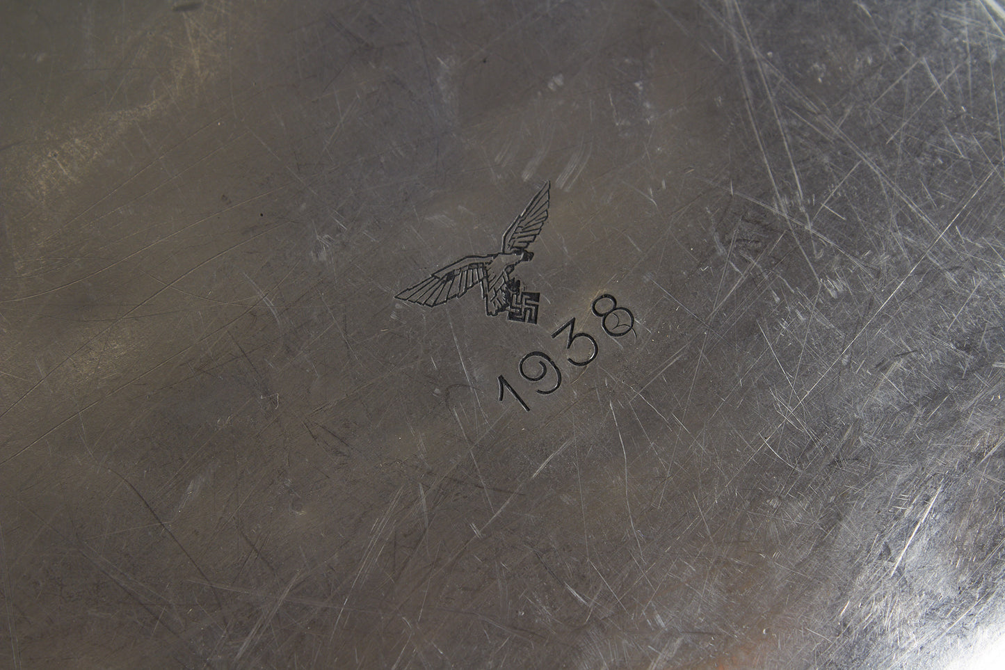 Large 58*37,5cm Luftwaffe Honor Gift Plate. "Mölders" für 'Willi' Brunner zum 5 luftsieg J.G.51 - 'wir gratulieren'. Original.