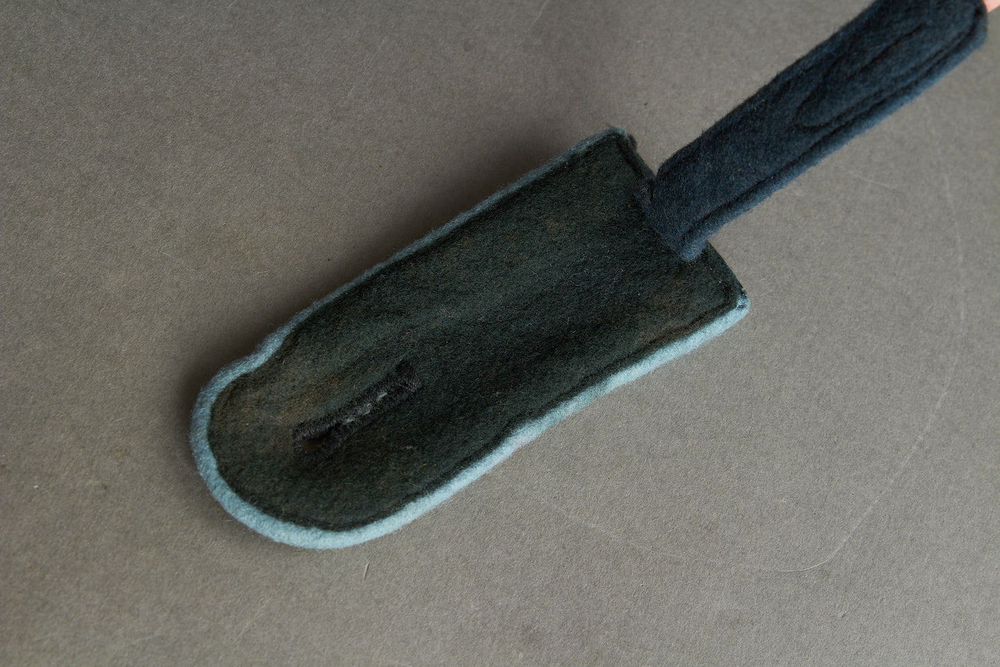 Wehrmacht "Fahrtruppen" Shoulder Board. "Slip on". Original.