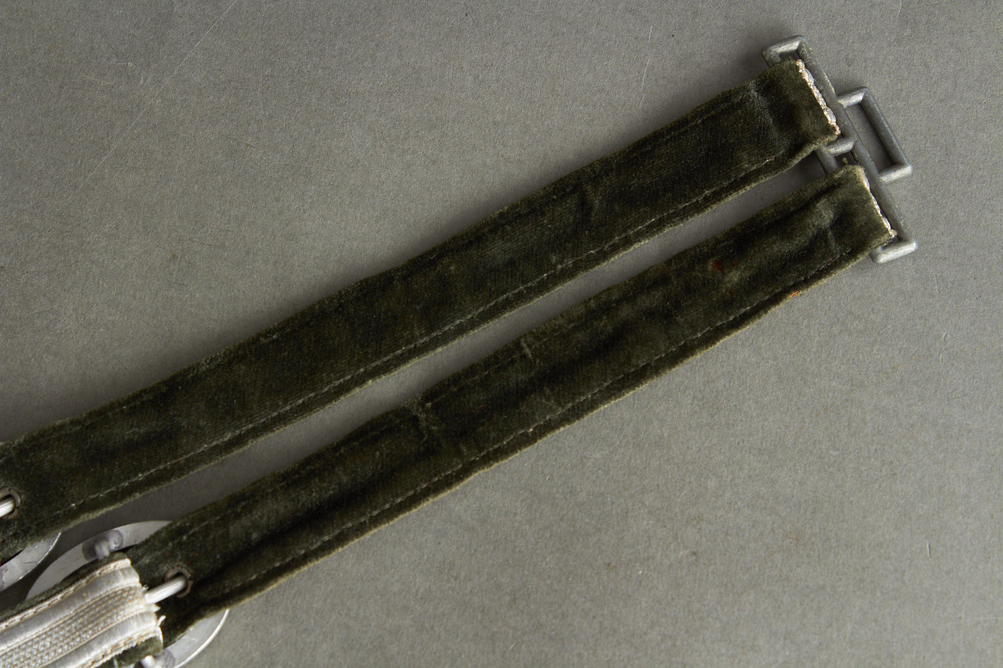 Wehrmacht Daggert Hanger. Original.