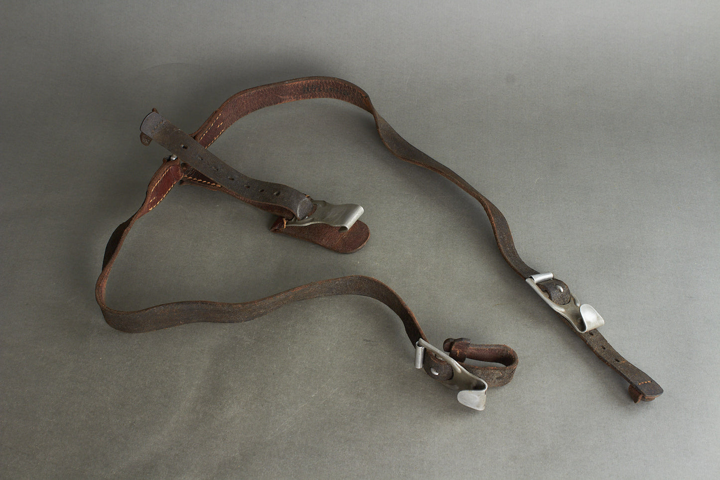 Kriegsmarine Y-Strap. Maker marked, 1939 & Eagle. Original.