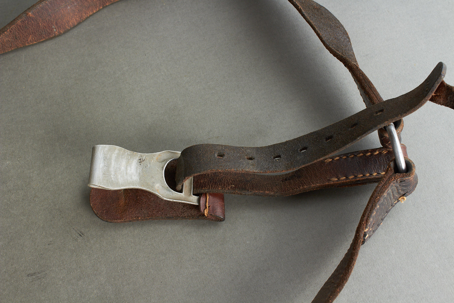 Kriegsmarine Y-Strap. Maker marked, 1939 & Eagle. Original.