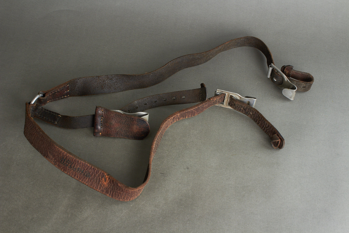 Kriegsmarine Y-Strap. Maker marked, 1939 & Eagle. Original.