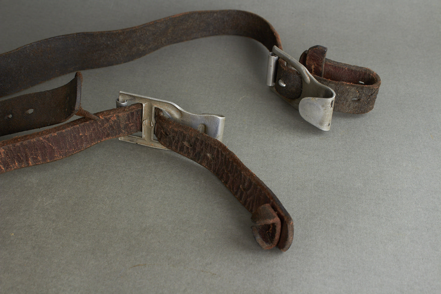 Kriegsmarine Y-Strap. Maker marked, 1939 & Eagle. Original.