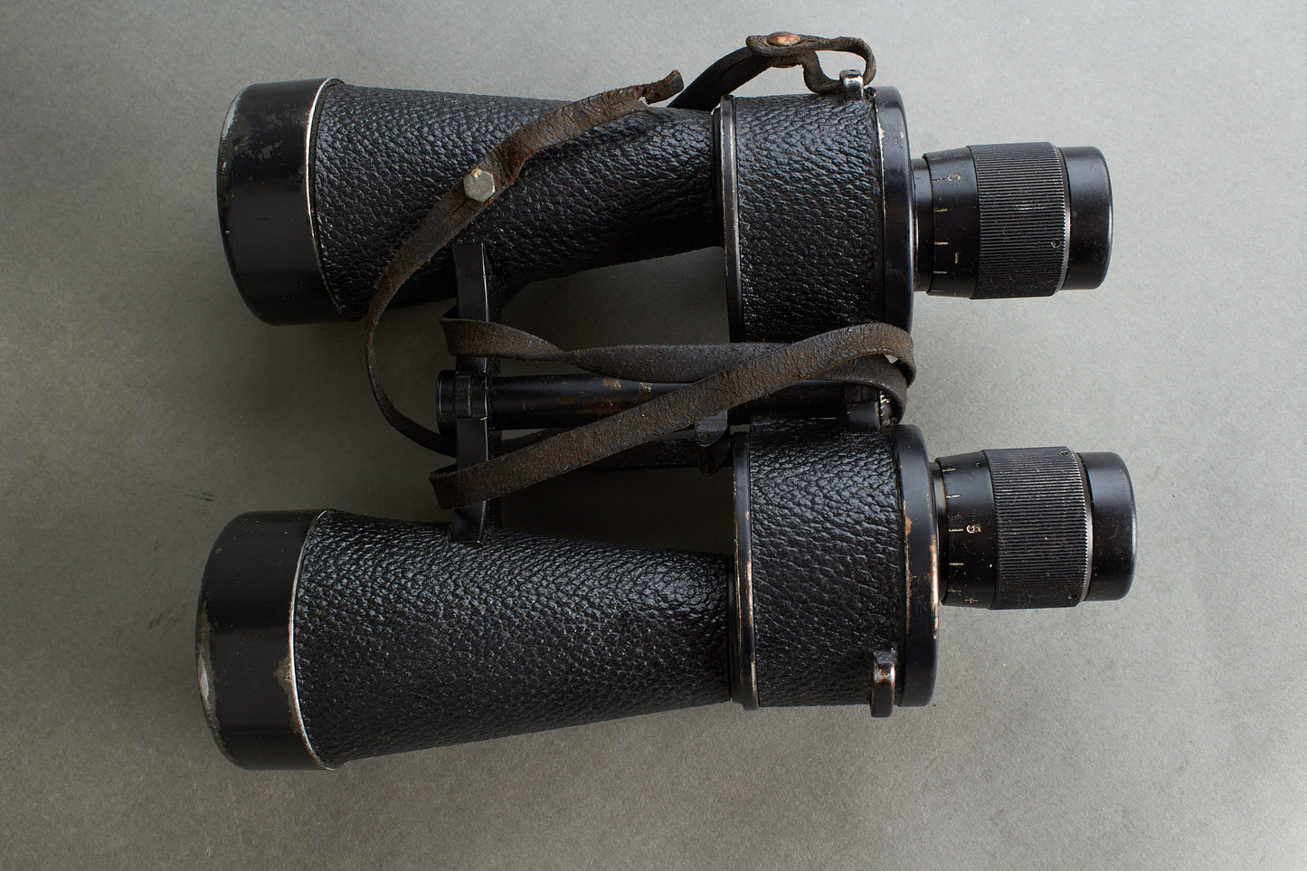 Kriegsmarine 7x50 Binoculars. Manufactured by Ernst Leitz. Marked with code "beh". Original.