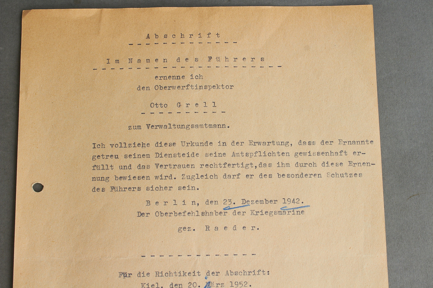 Kriegsmarine Urkunde Grouping. Original.