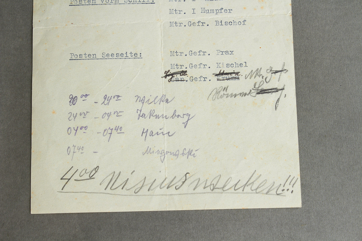 Kriegsmarine Urkunde Grouping. Original.