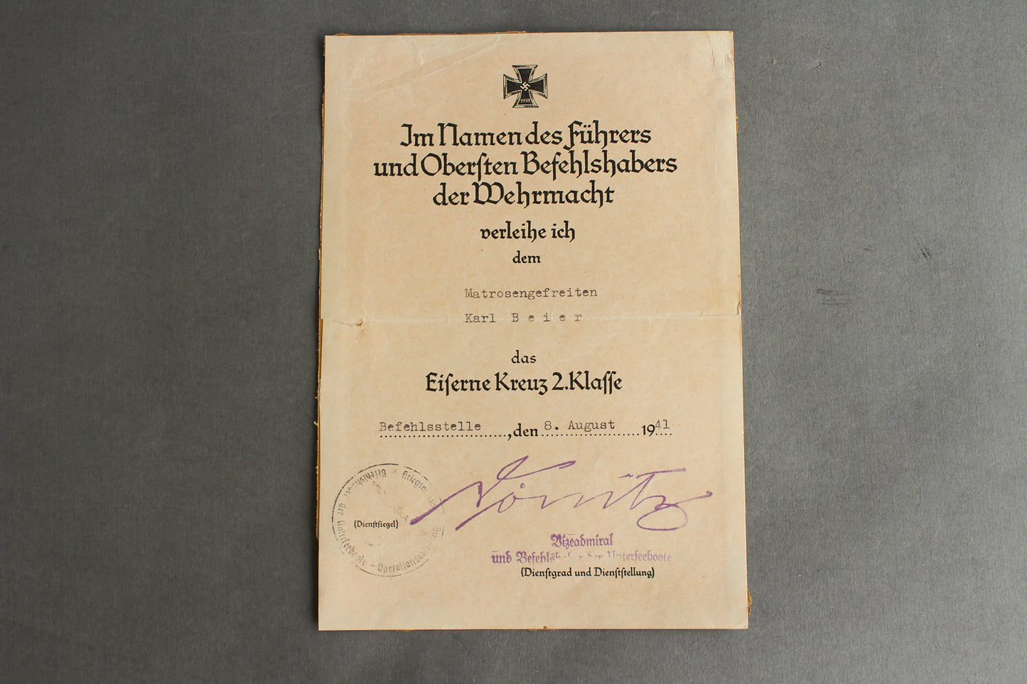 Dönitz signed Kriegsmarine "das Eiserne Kreuz 2. Klasse" Urkunde. Rare. Original.