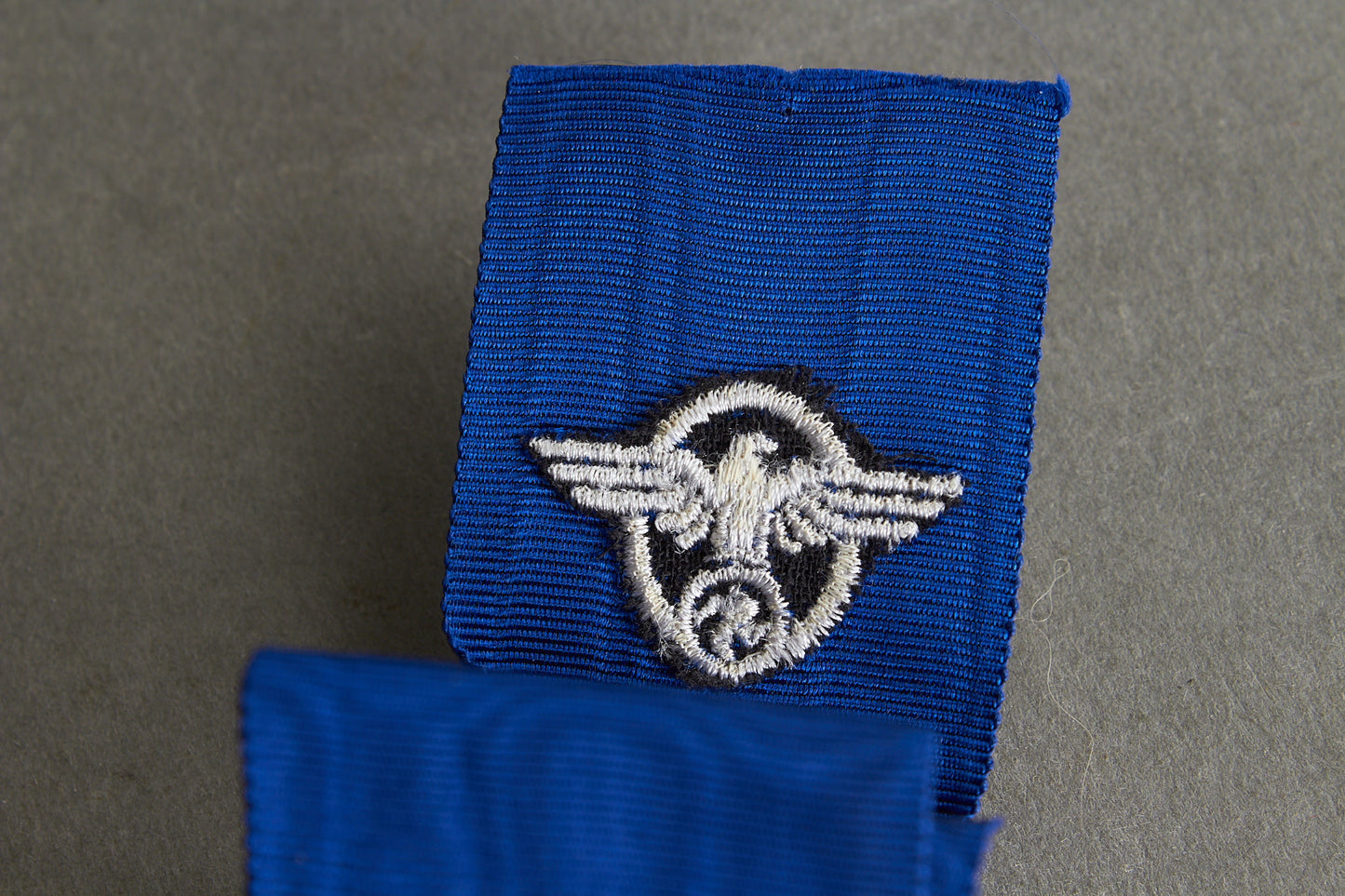 Polizei "Dienstauszeichnung für 18 Jahre". Original.