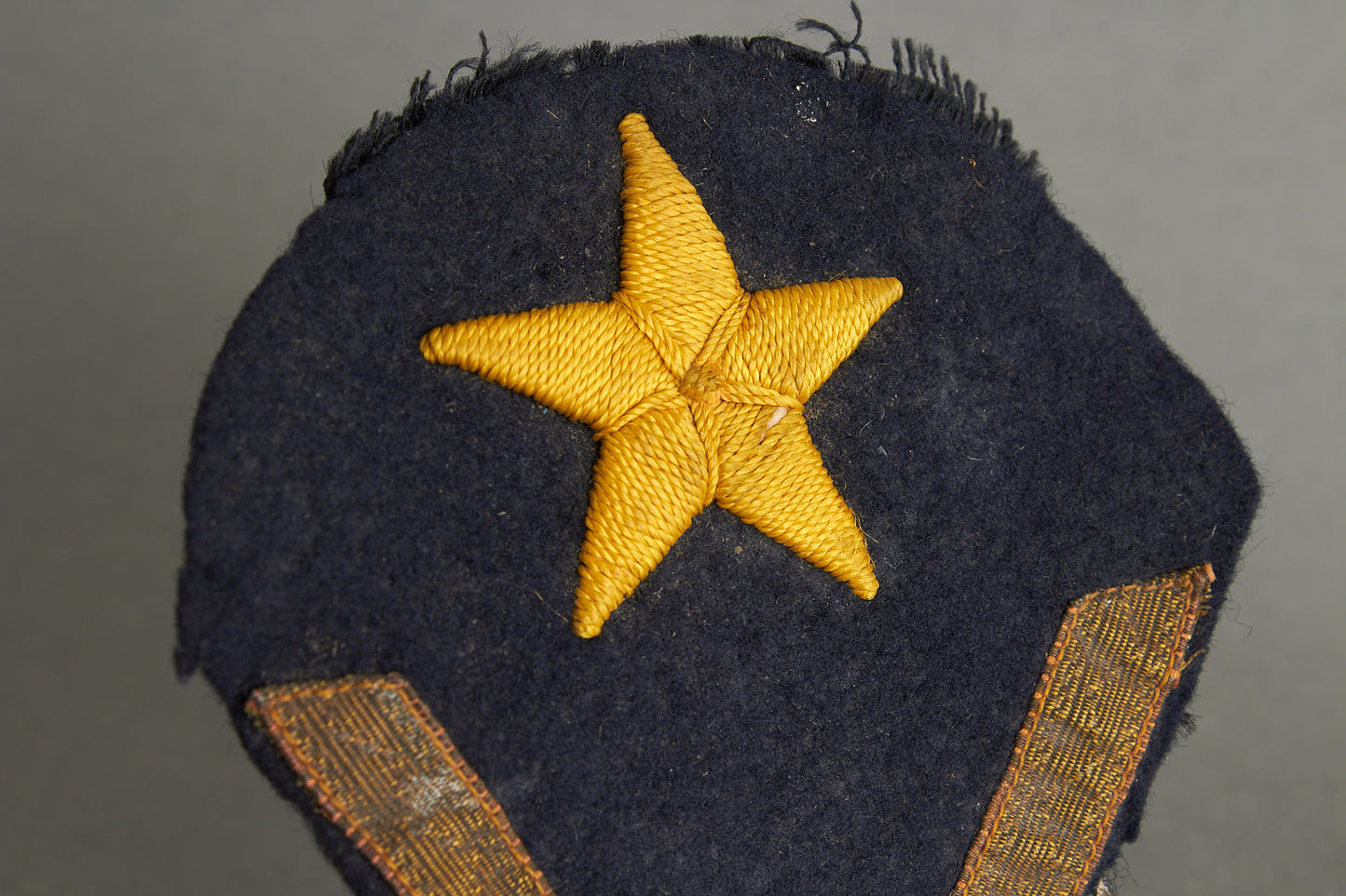 Kriegsmarine "Ärmelabzeichen und Armwinkel" Sleeve Insignia. Original.