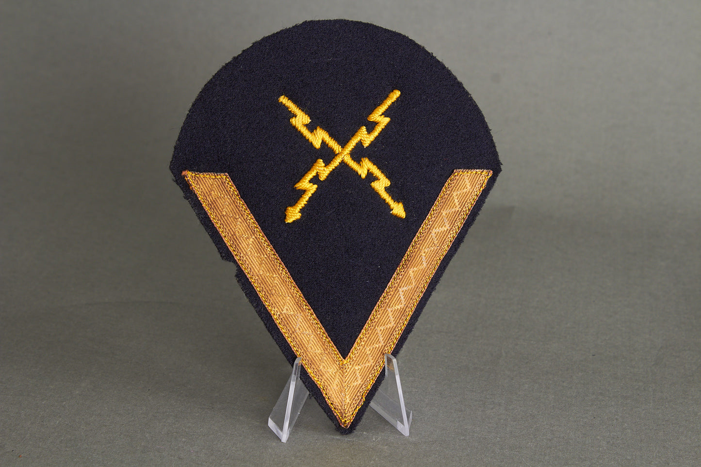 Kriegsmarine "Ärmelabzeichen und Armwinkel" Sleeve Insignia. Original.