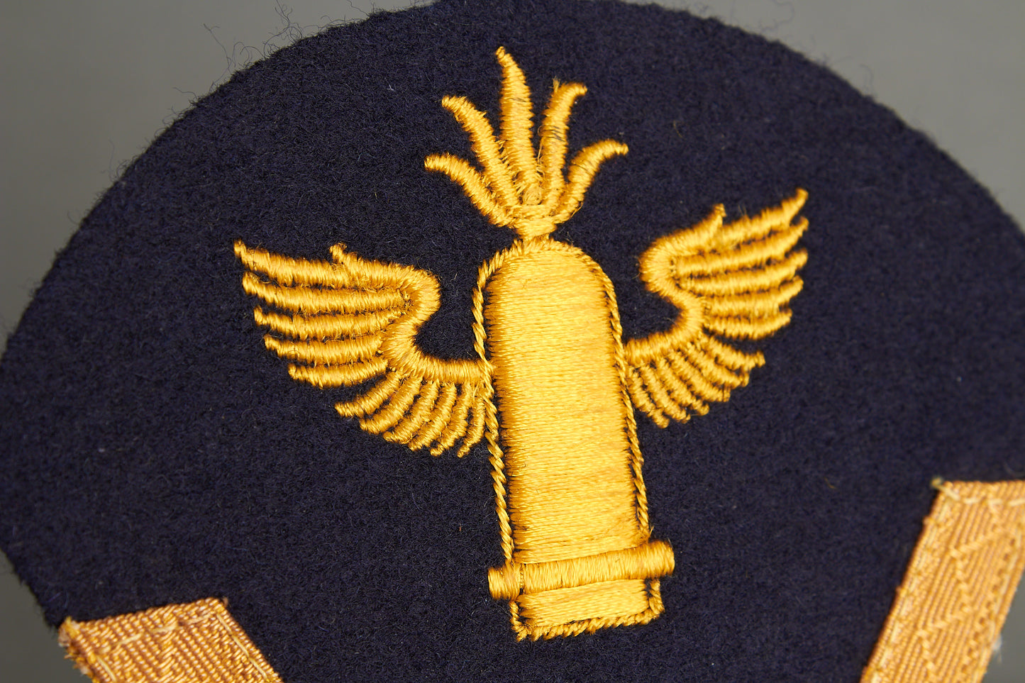 Kriegsmarine "Ärmelabzeichen und Armwinkel" Sleeve Insignia. Original.