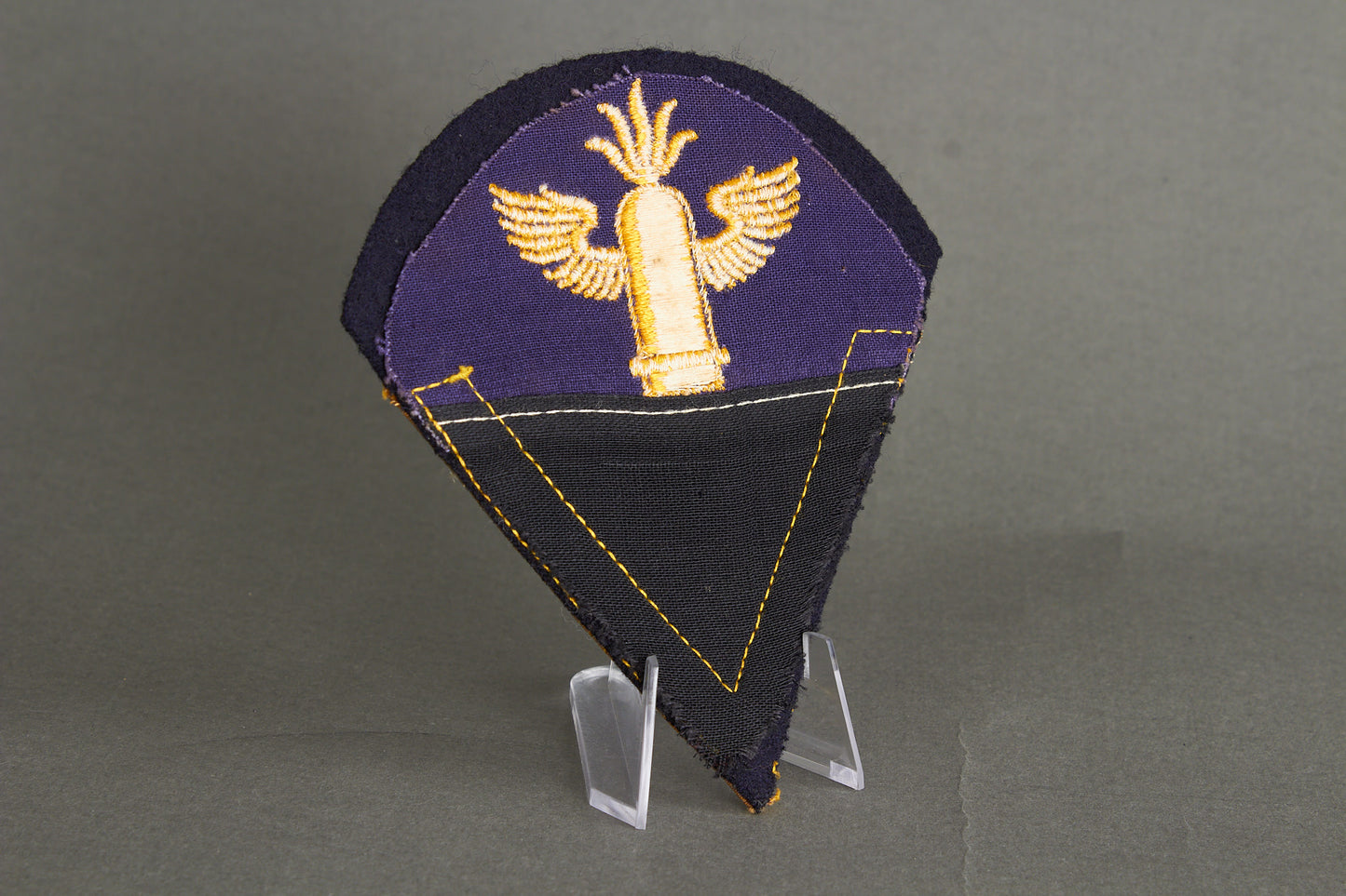 Kriegsmarine "Ärmelabzeichen und Armwinkel" Sleeve Insignia. Original.