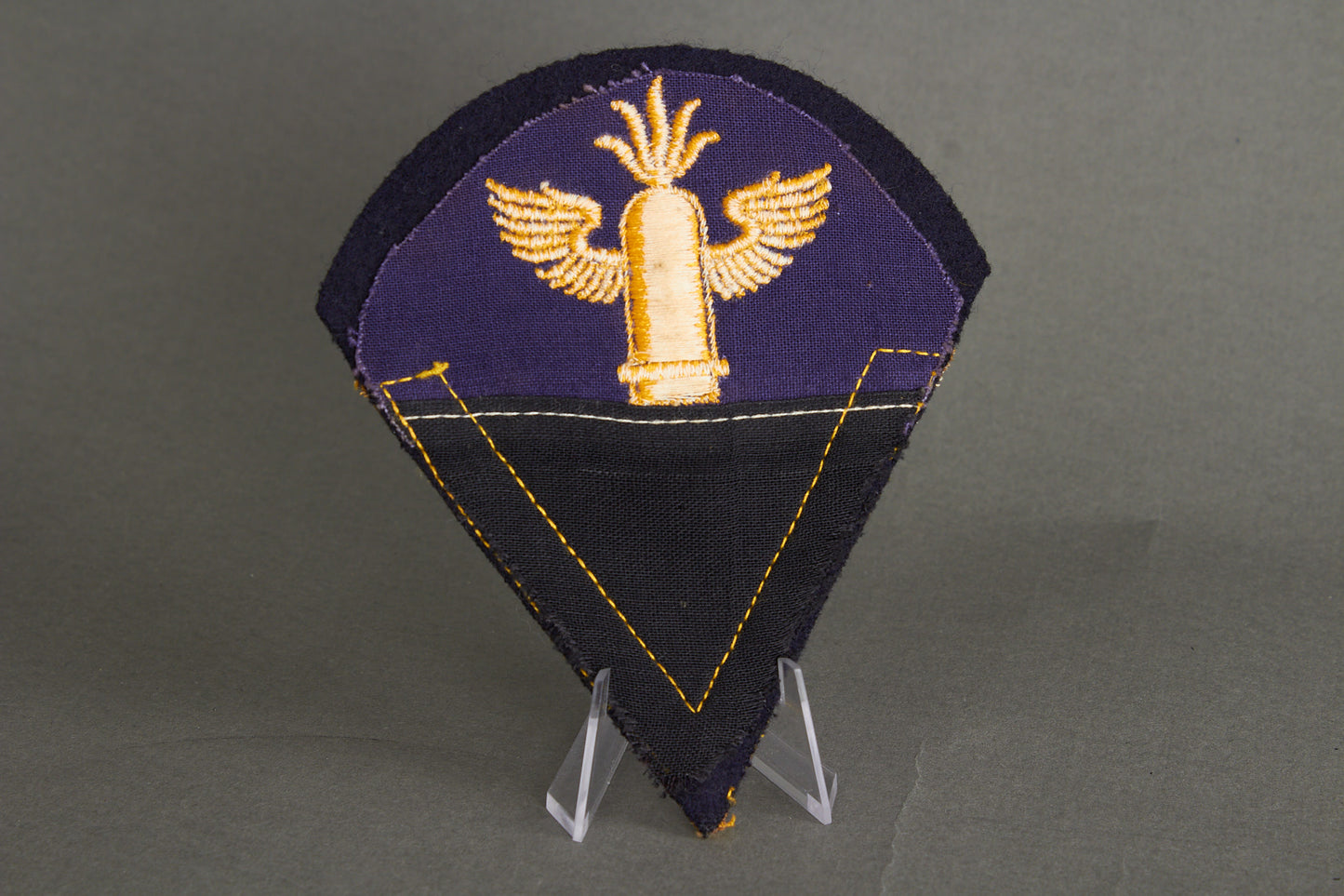 Kriegsmarine "Ärmelabzeichen und Armwinkel" Sleeve Insignia. Original.