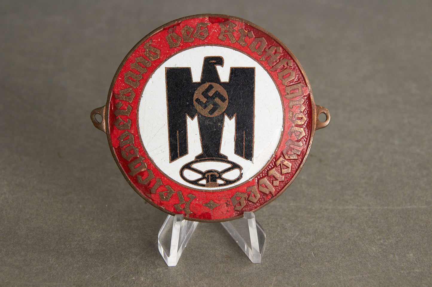 RVK (Reichsverband des Kraftfahrgewerbes) "Autoplakette". Rare. Original.