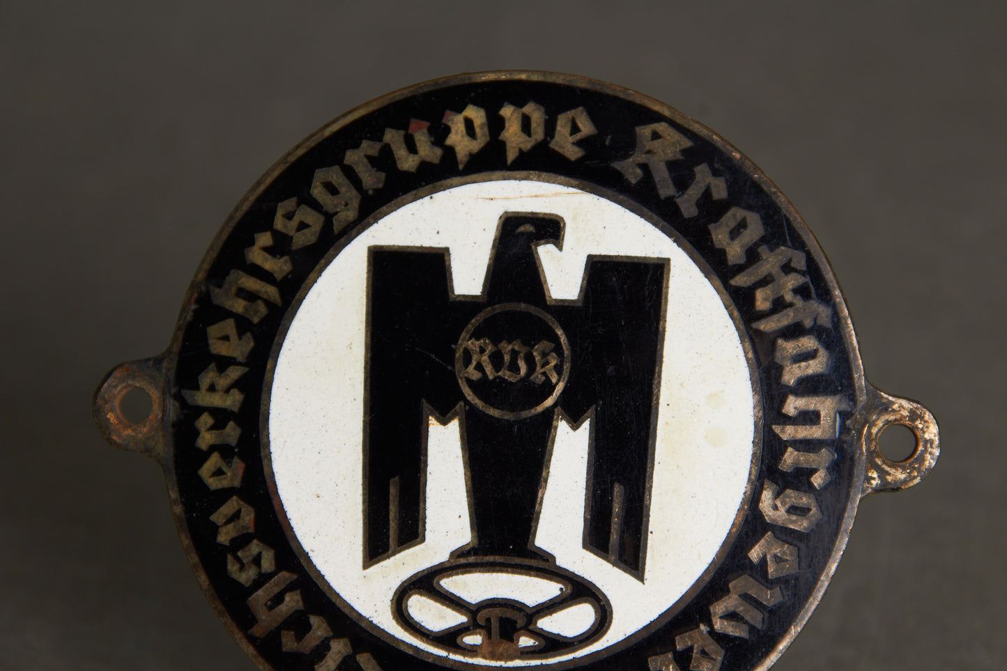 RVK (Reichsverkehrsgruppe Kraftfahrgewerbe) "Autoplakette". Original.