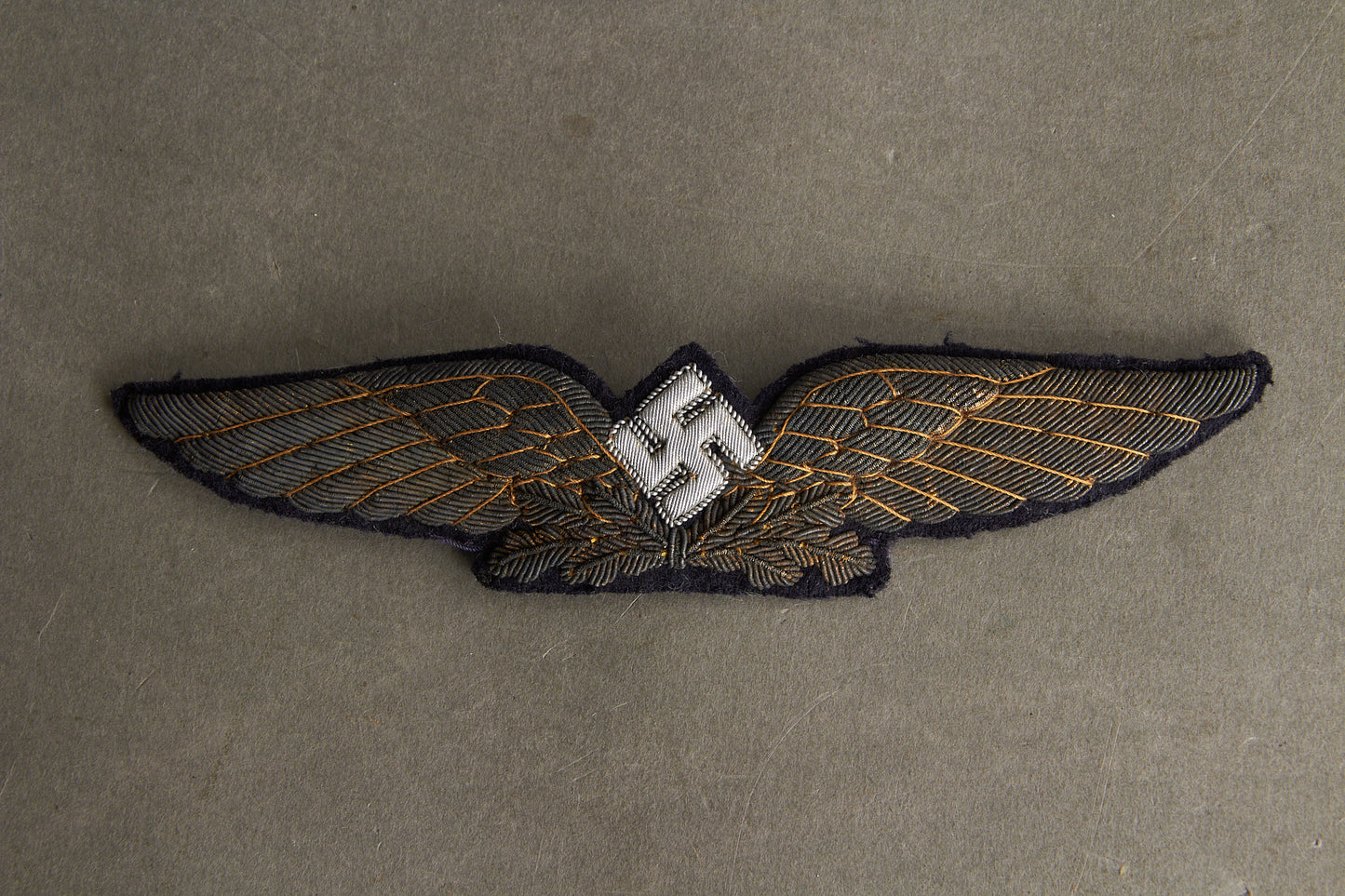 Early Luftwaffe Civil Pilot's "Fliegerkapitan"/"Flugbetriebslieter" Cap Badge. Rare! Original.