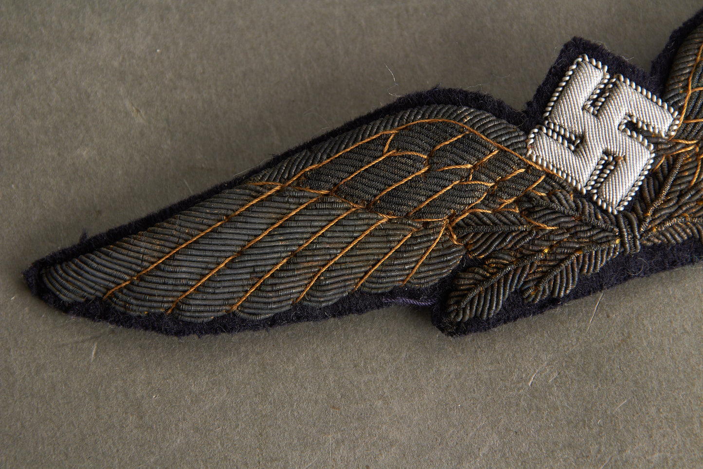 Early Luftwaffe Civil Pilot's "Fliegerkapitan"/"Flugbetriebslieter" Cap Badge. Rare! Original.