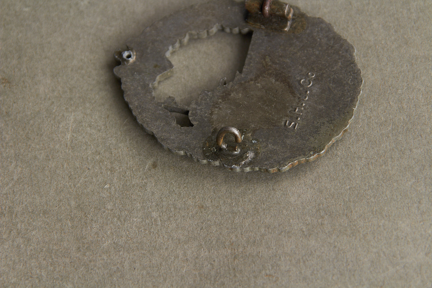Kriegsmarine "Zerstörer-Kriegsabzeichen". Maker marked "S.H.u.Co". Original.