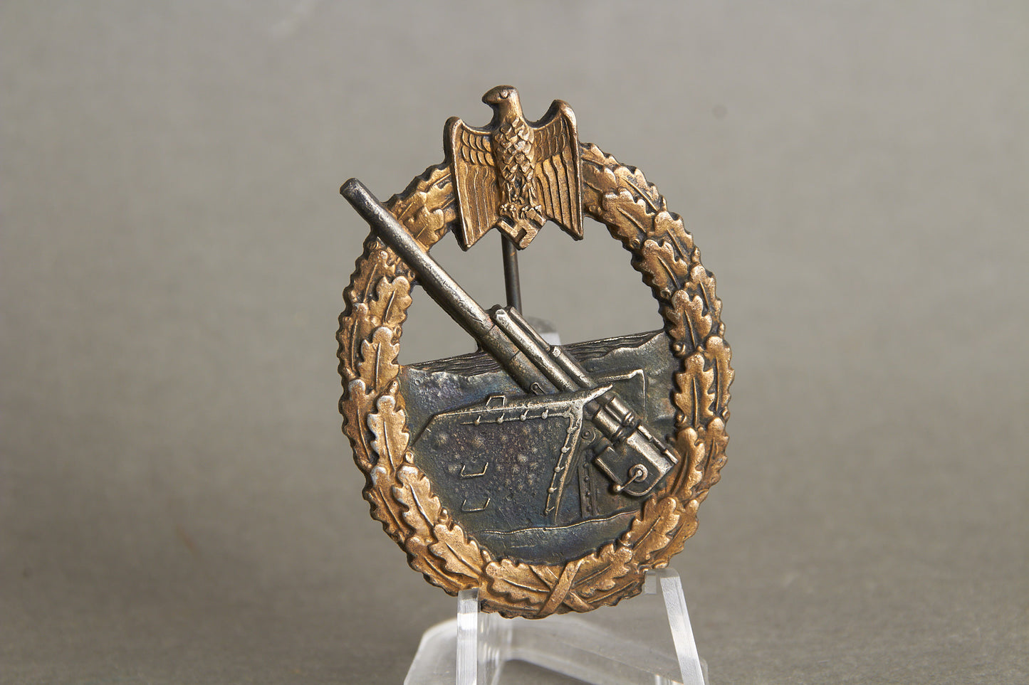Kriegsmarine "Marine-Artillerie Kriegsabzeichen". Maker marked "Wiedmann". (hard to find maker). Original.