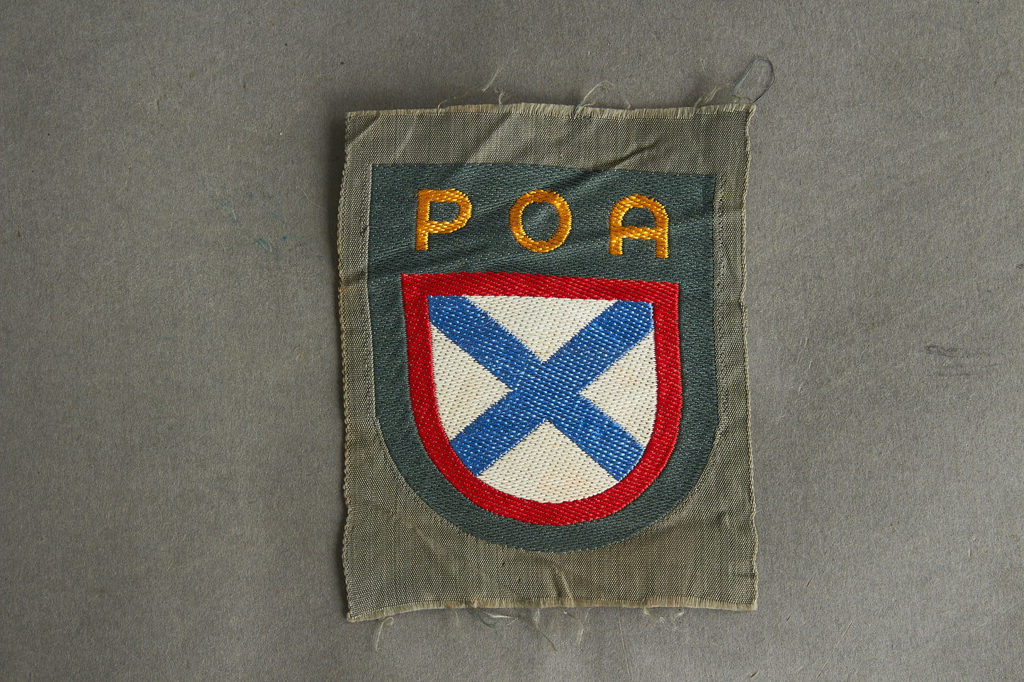 Wehrmacht POA (Russischen Befreiungsarmee) "Ärmelschild" Sleeve Shield Insignia. Original