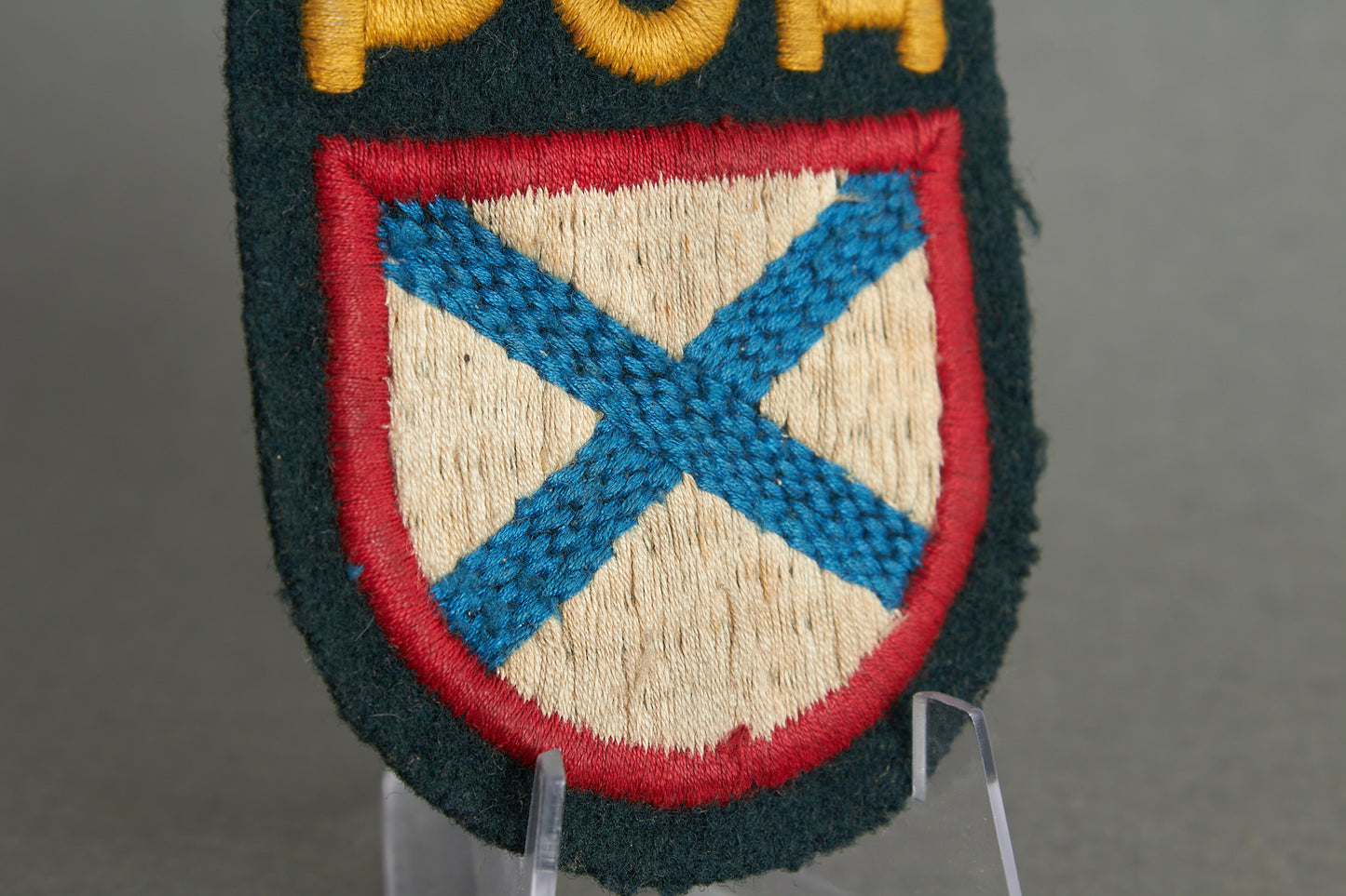 Wehrmacht POA (Russischen Befreiungsarmee) "Ärmelschild" Sleeve Shield Insignia. Original