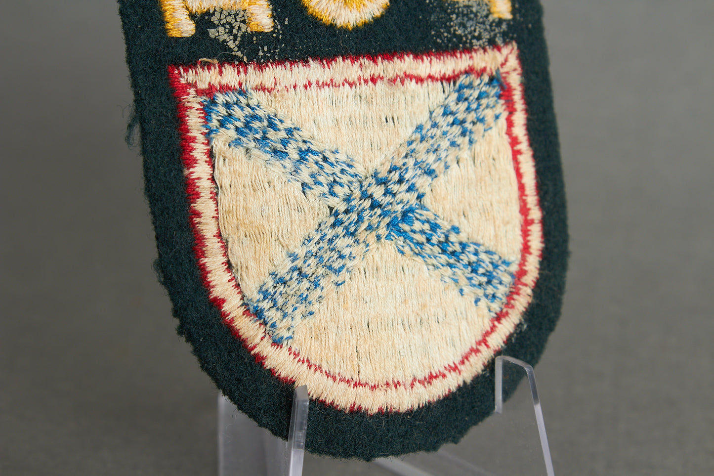 Wehrmacht POA (Russischen Befreiungsarmee) "Ärmelschild" Sleeve Shield Insignia. Original
