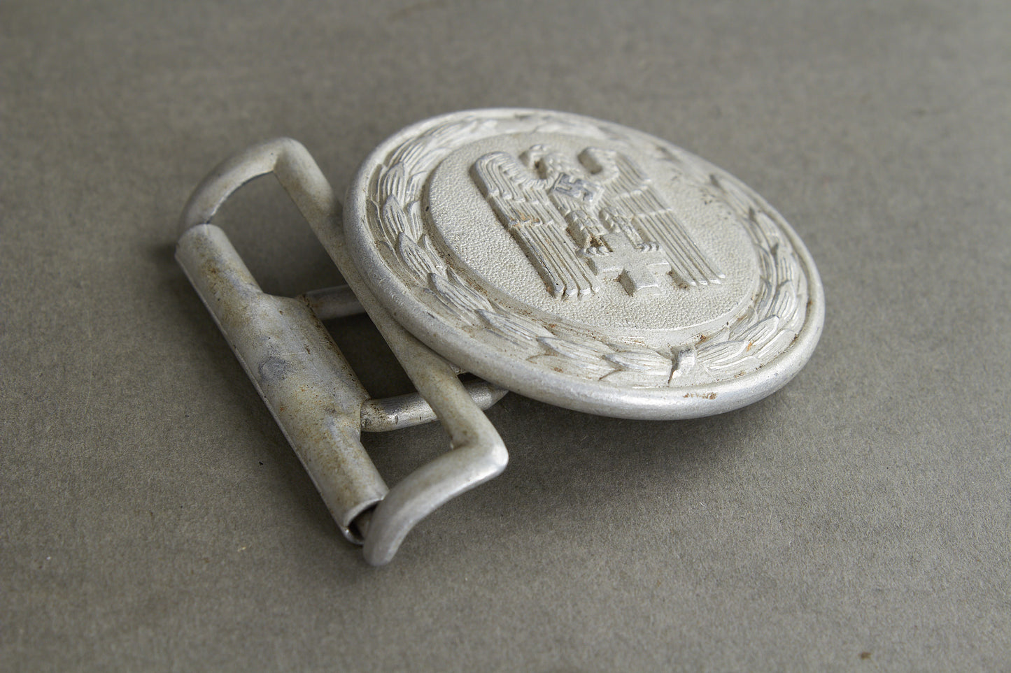 DRK (Deutsches Rotes Kreuz) Officers Belt Buckle "Feldbindeschloss". Original.