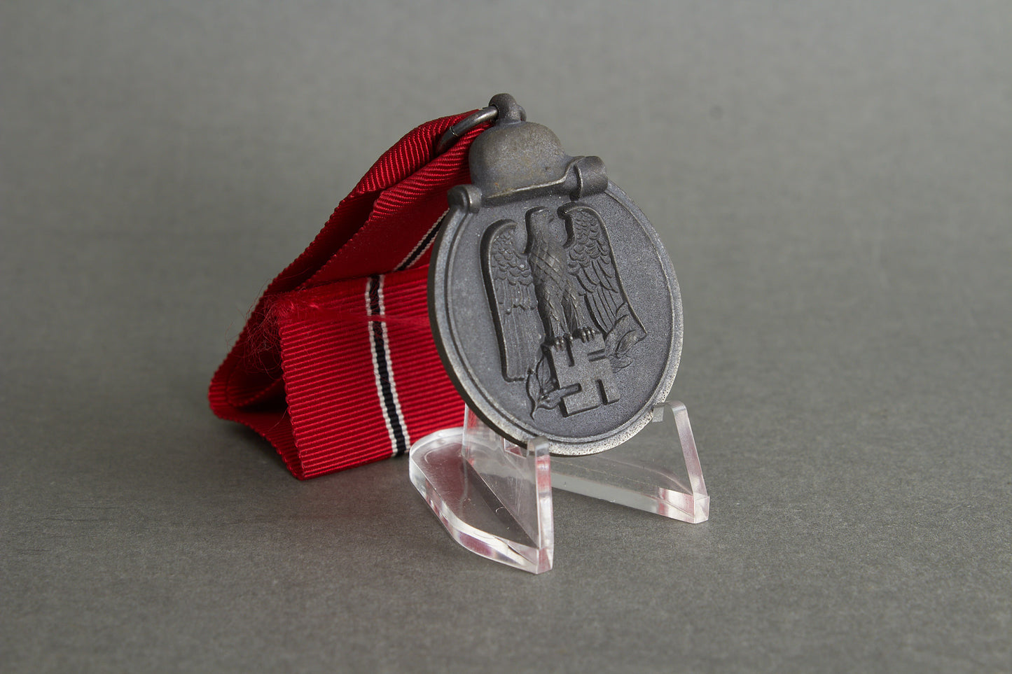 "Winterschlacht im Osten" Medal. Maker marked "13". Original.