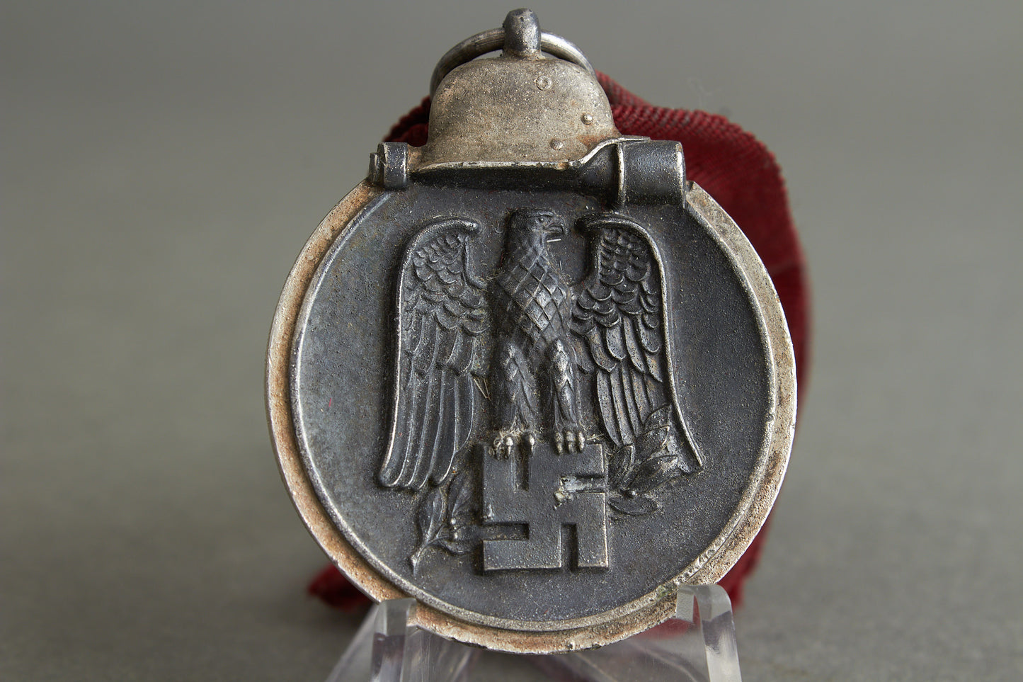 "Winterschlacht im Osten" Medal. Maker marked "108". Original.