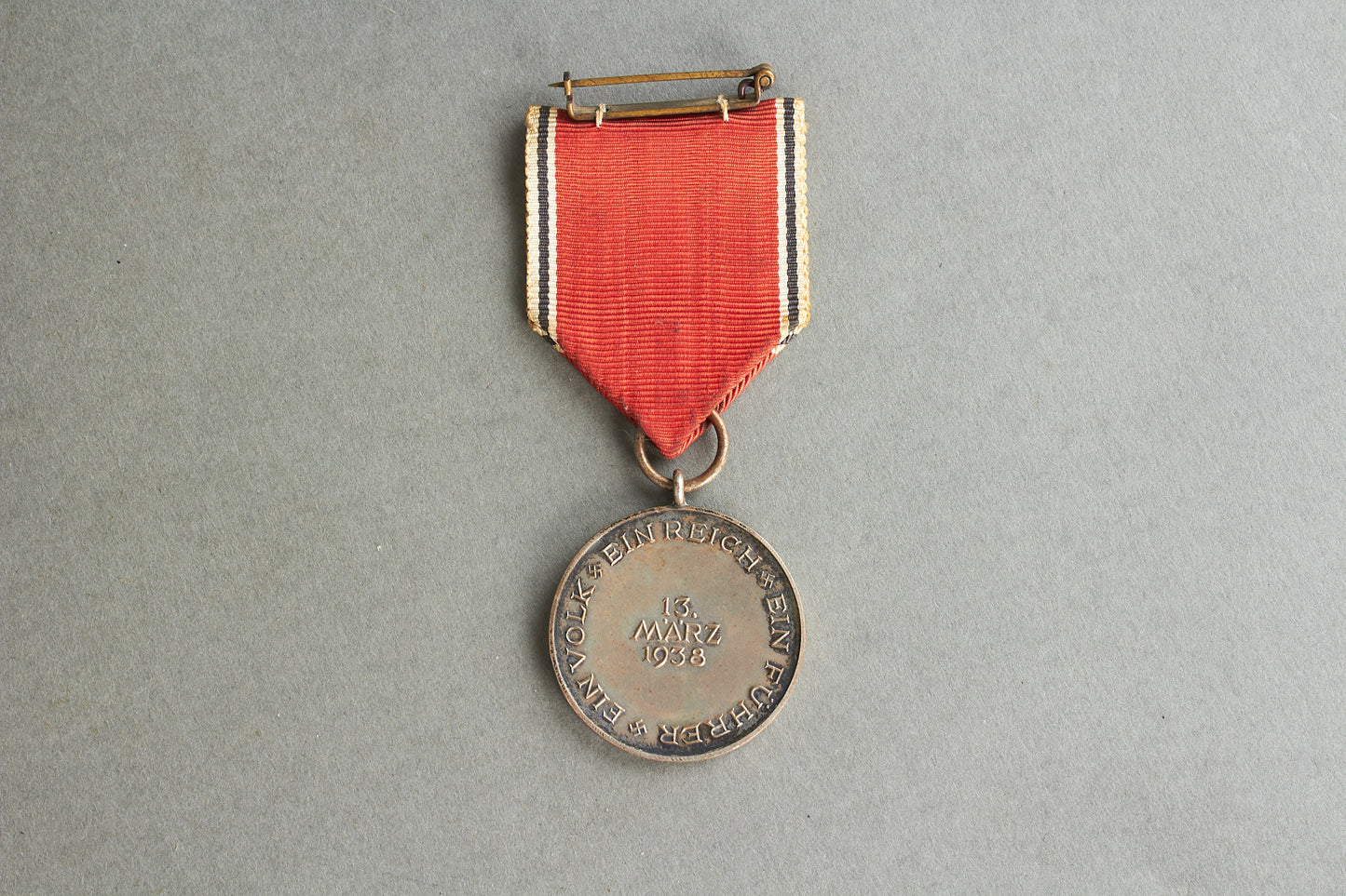 "Medaille zur Erinnerung an den 13. März 1938". Original.