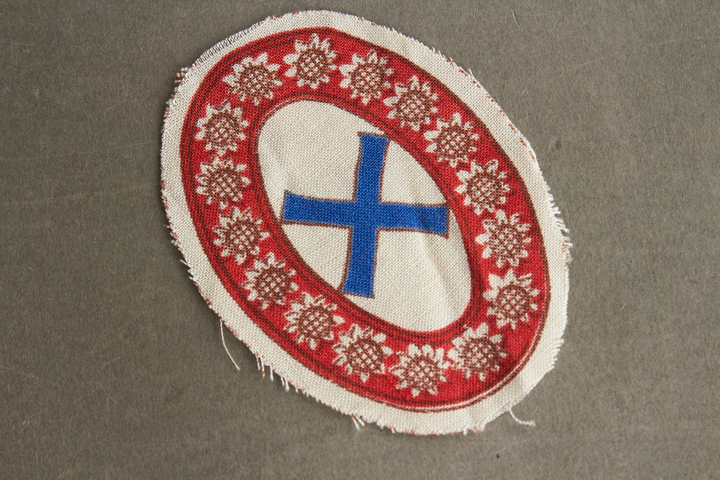 Wehrmacht Foreign Volunteer "Besetztes Russland Ostarbeiter Bewährungsabzeichen" Sleeve Shield. Rare. Original.