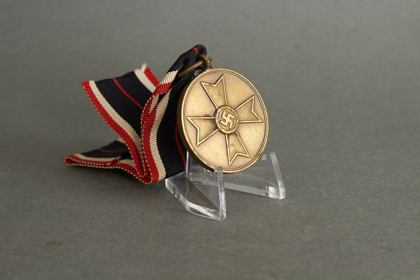 "Kriegsverdienstmedaille". Original.