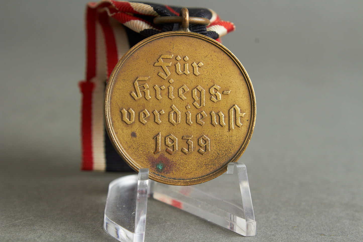 "Kriegsverdienstmedaille". Original.