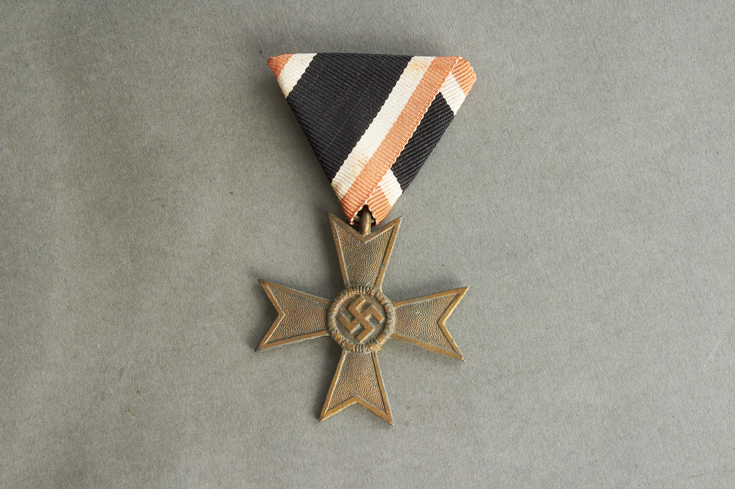 "Kriegsverdienstkreuz 2. Klasse". Austrian Mounted. Original.