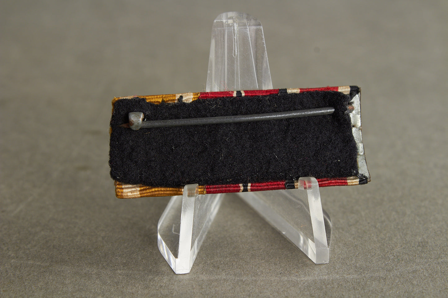 3-Place Ribbon Bar. Original.