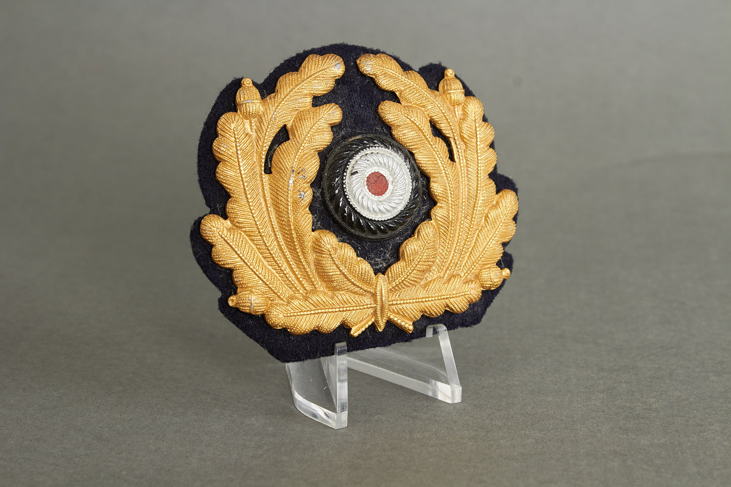 Kriegsmarine Metal Officer Wreath & Cockade. Original.