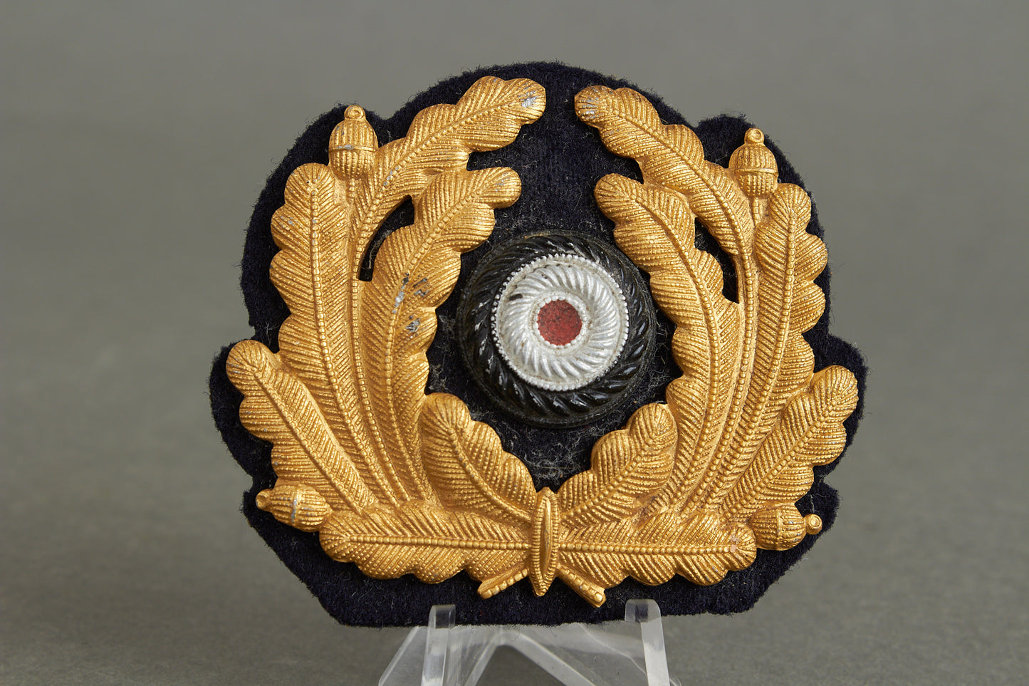 Kriegsmarine Metal Officer Wreath & Cockade. Original.