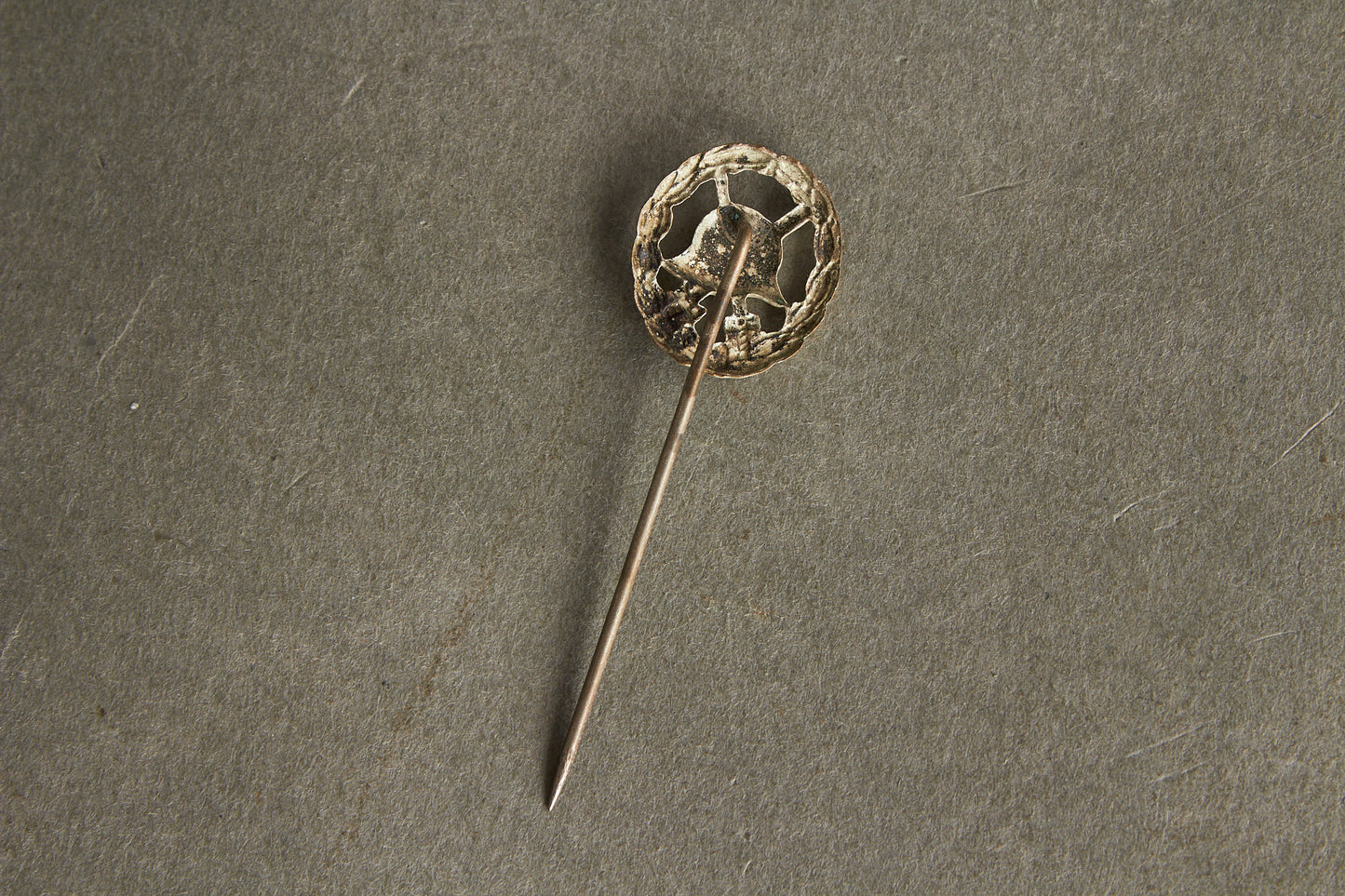 Miniature Wound Badge "Verwundetenabzeichen" in Silver. Original.