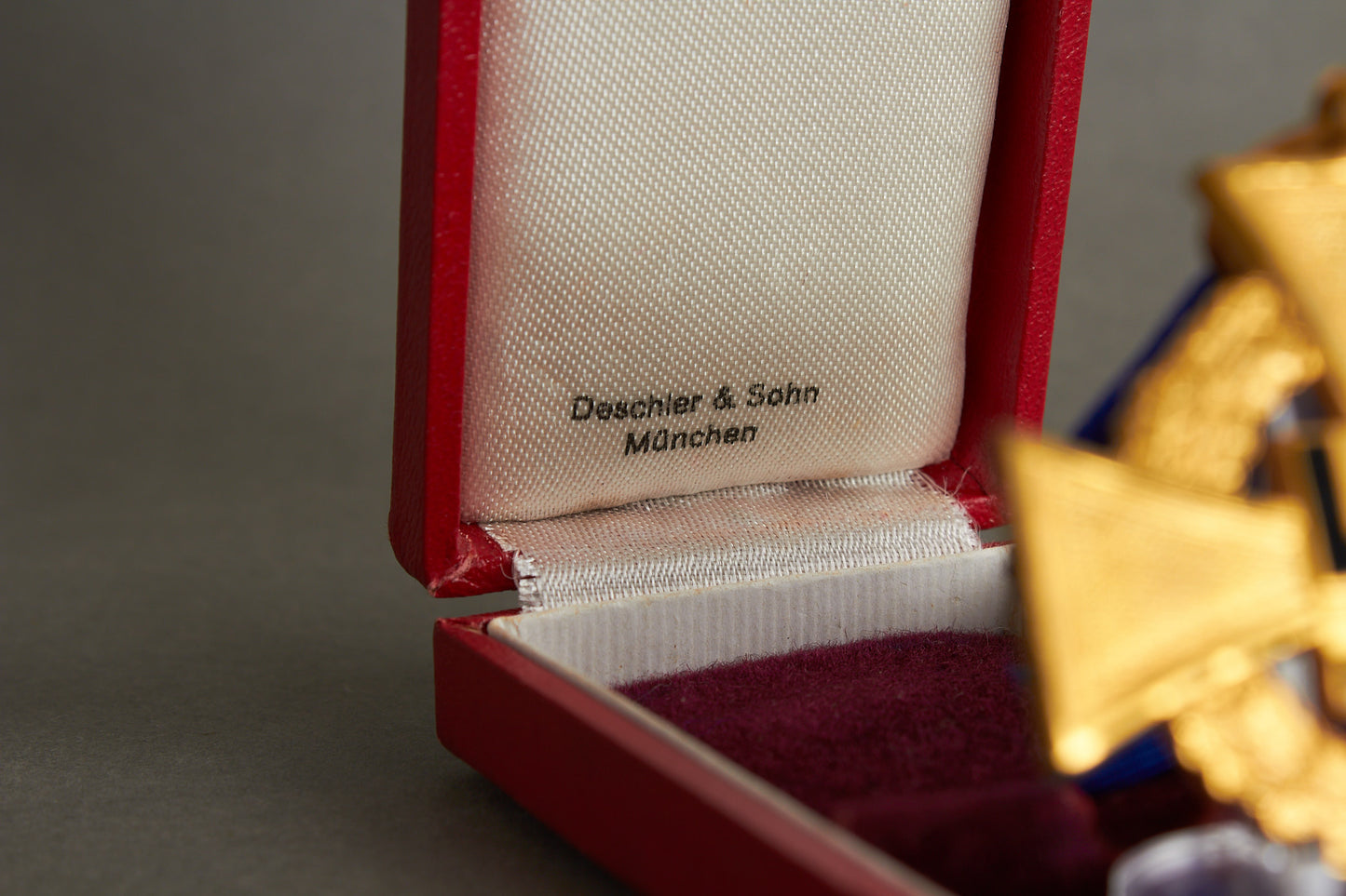 "Treudienst-Ehrenzeichen" 40 Year Service. In box. Original.
