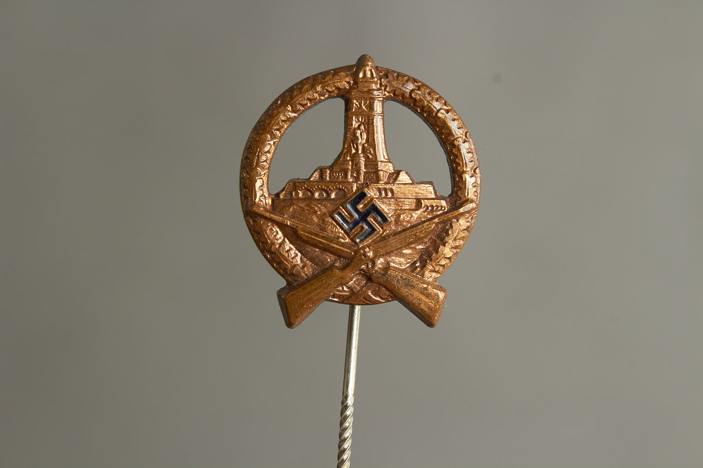 DRK (Deutscher Reichskriegerbund) / Kyffhäuserbund shooting award in Bronze. Original.