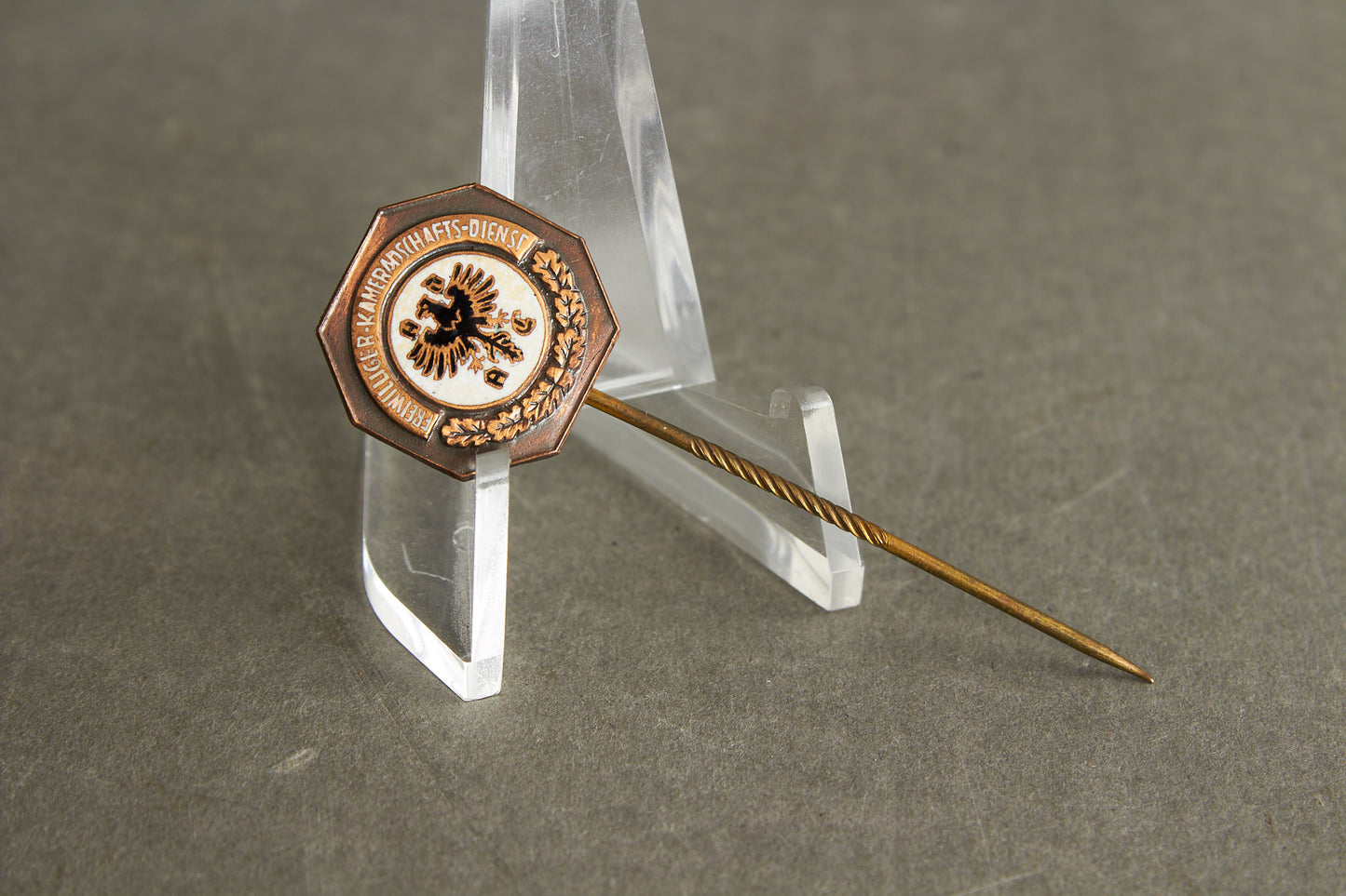 ADAC (Allgemeiner Deutscher Automobil-Club) "Freiwilliger Kameradschaftsdienst" Member pin. Original.