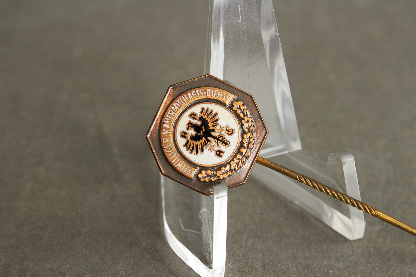 ADAC (Allgemeiner Deutscher Automobil-Club) "Freiwilliger Kameradschaftsdienst" Member pin. Original.