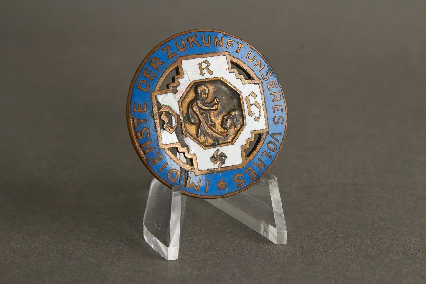 RDH (Reichsfachschaft Deutscher Hebammen) Brosche. Original.