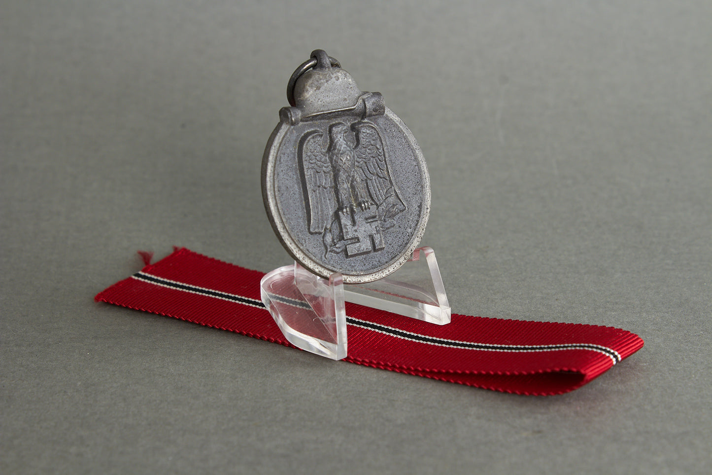 "Winterschlacht im Osten" Medal. Maker marked "76"(?). Original.