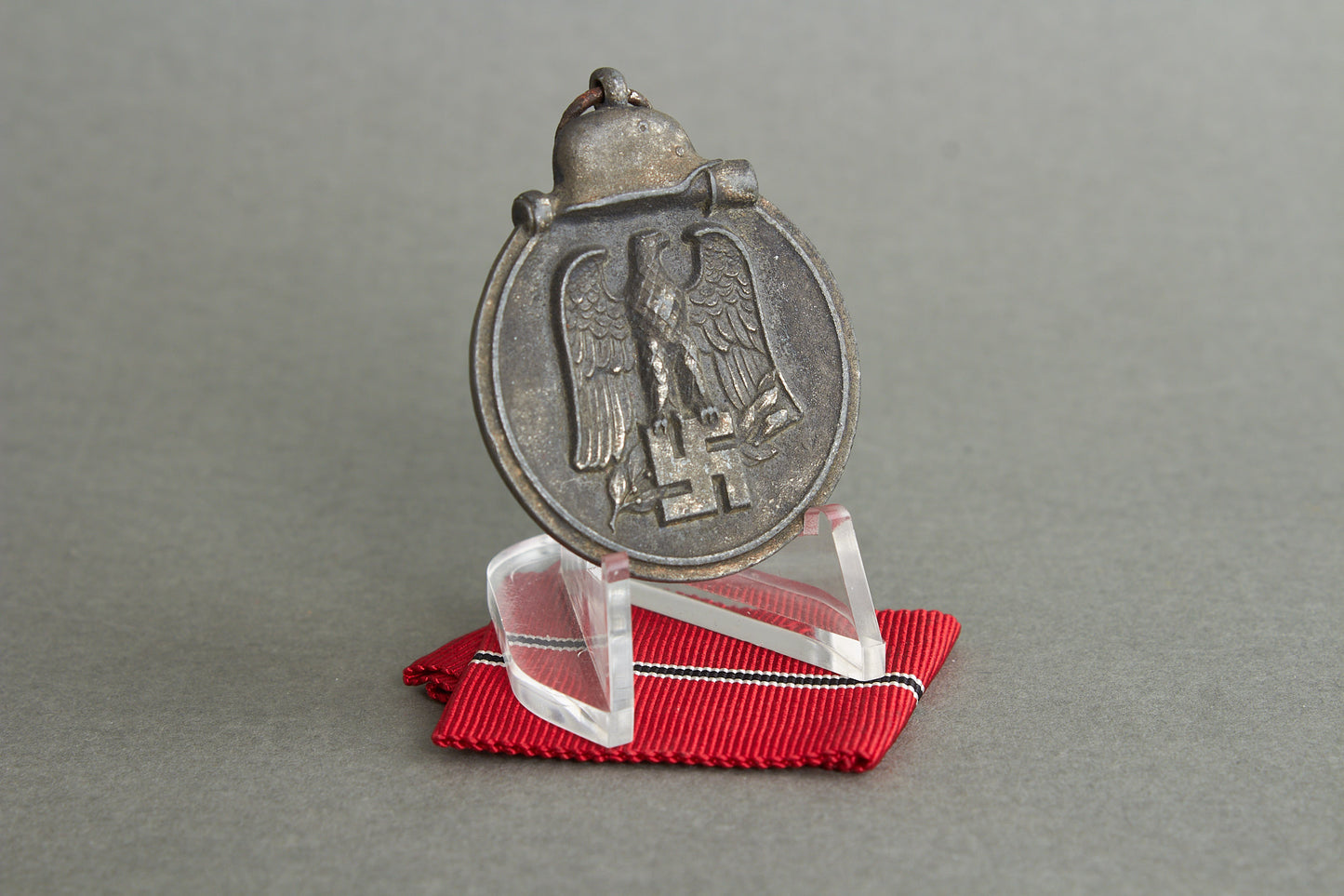 "Winterschlacht im Osten" Medal. Unmarked. Original.