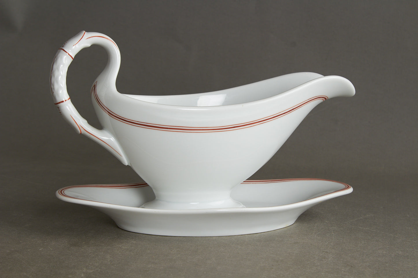 Large Kriegsmarine "Gravy Boat" in white porcelain. Hard to find. Original.