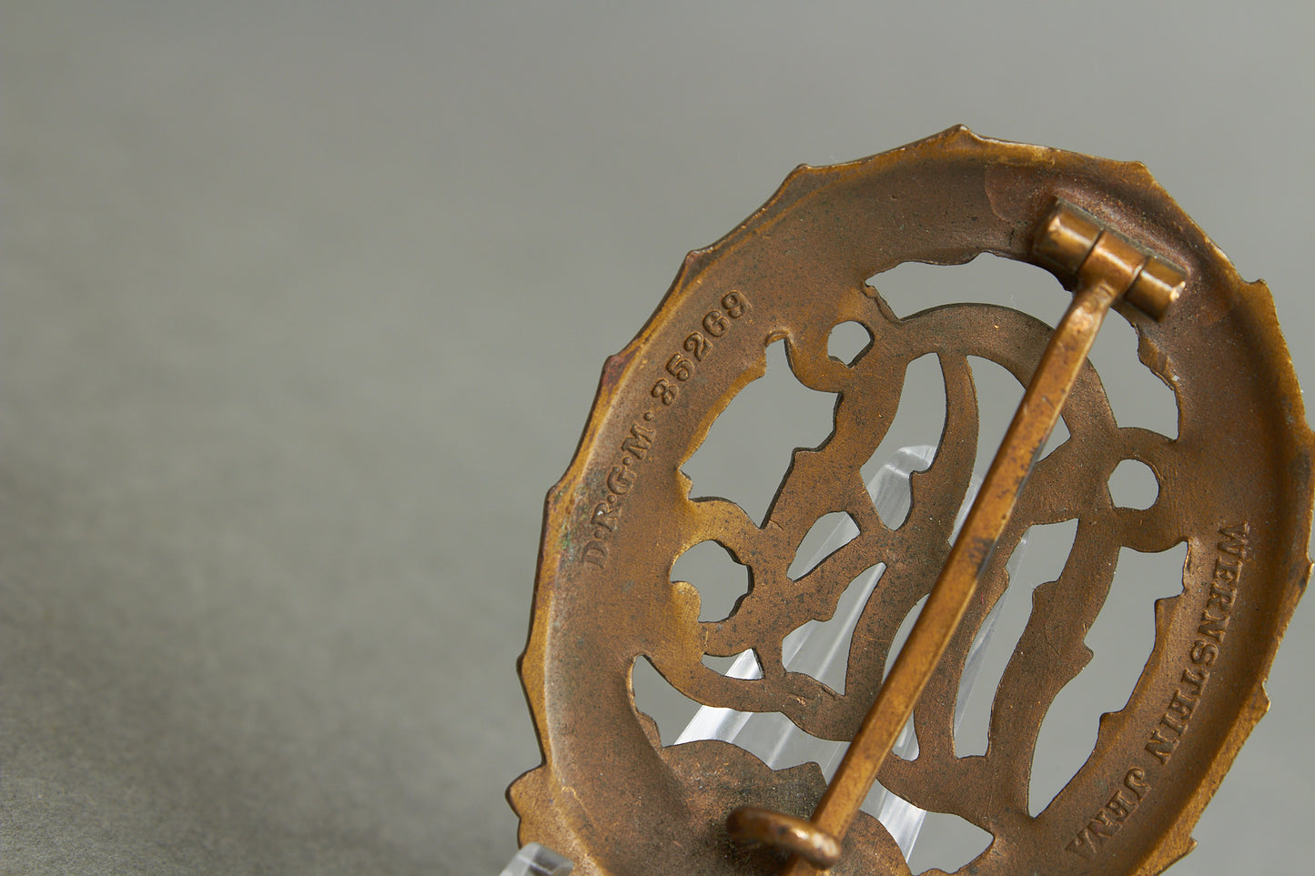 "Reichssportabzeichen DRL" in Bronze. Original.