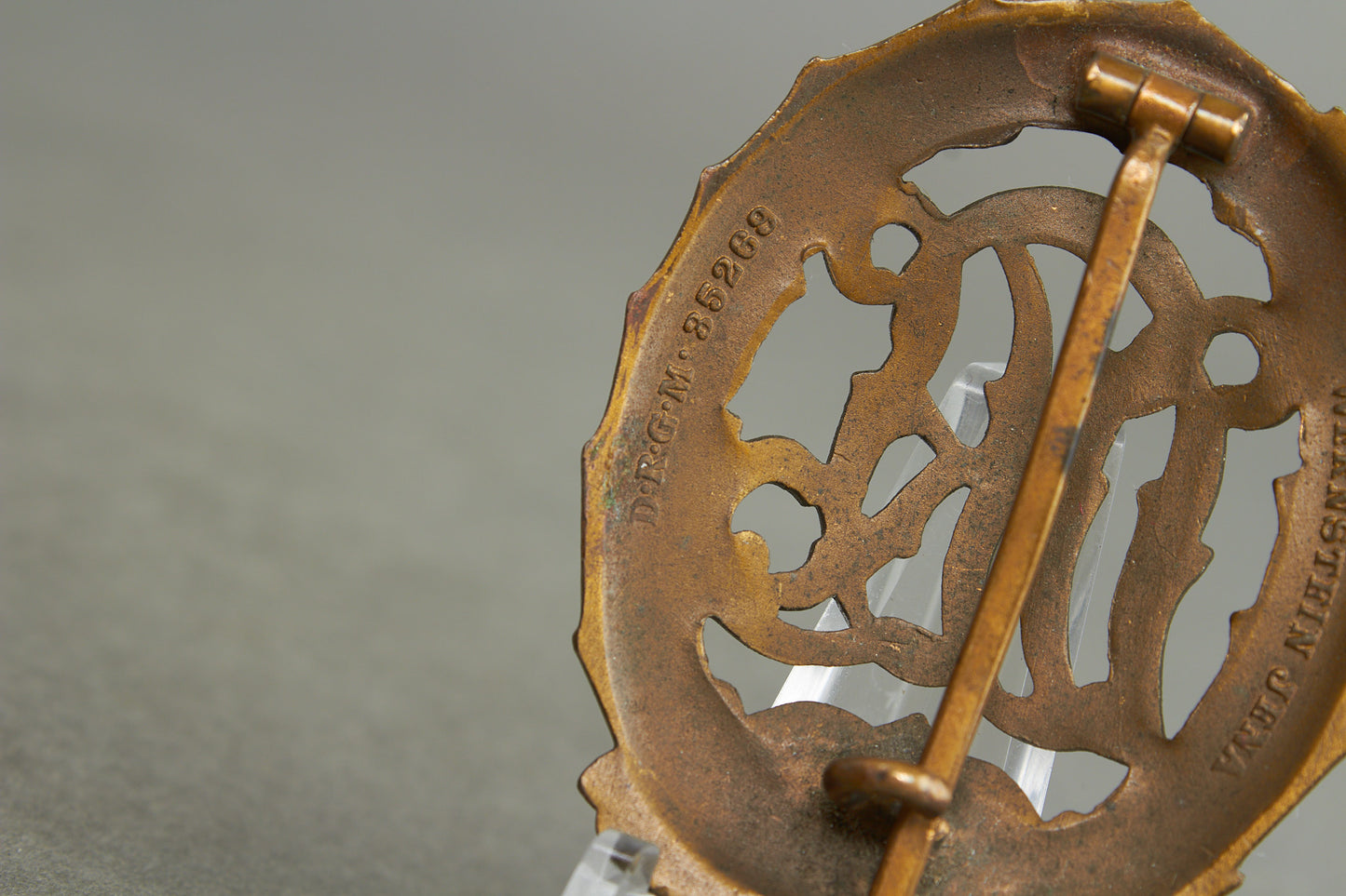 "Reichssportabzeichen DRL" in Bronze. Original.
